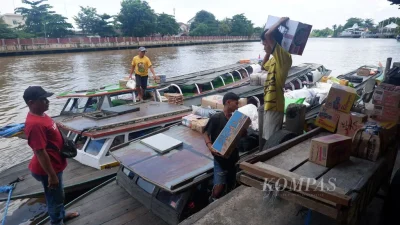 Transportasi Sungai Kalimantan Diperkuat, Logistik Kian Cepat
