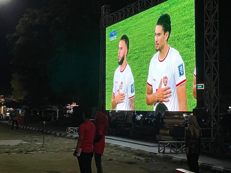 Fenomena Fans Bola Di Media Sosial