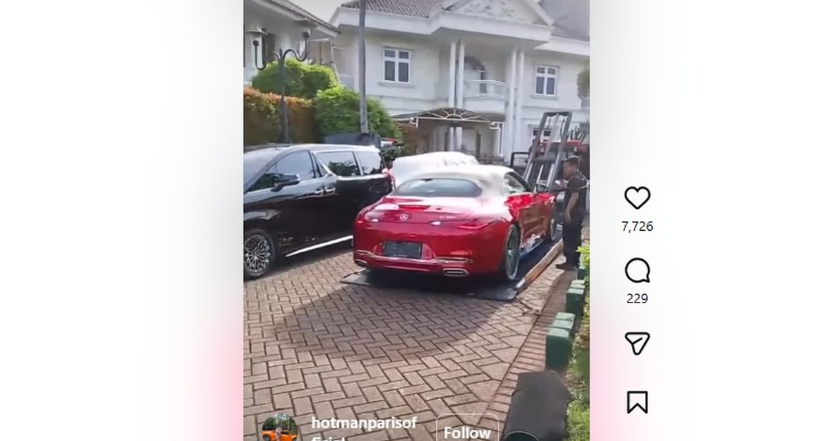 Gaya Jetset Hotman Paris Dengan Mercedes-Maybach SL 680