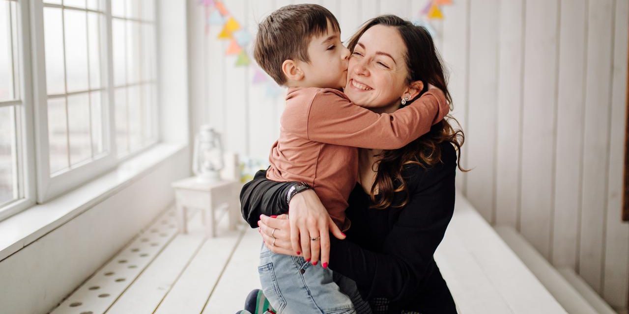 3 Cara Simpel Hibur Anak Tanpa Materi Mewah