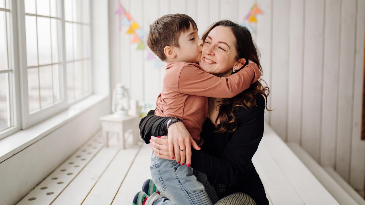3 Cara Simpel Hibur Anak Tanpa Materi Mewah