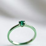 Jaga Kilau Abadi: Cara Simpel Rawat Berlian Kesayangan