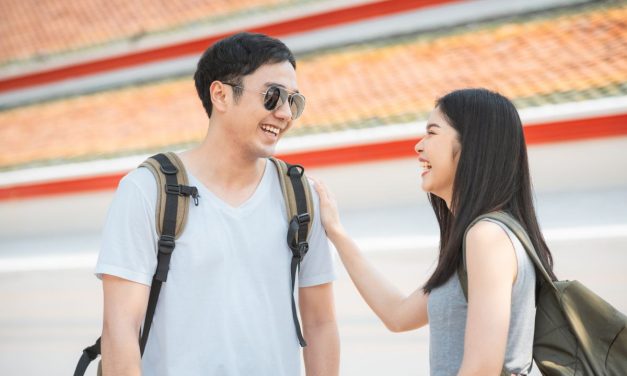 Punya Kakak Cewek Bikin Cowok Lebih Empati?