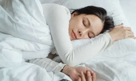 Tips Sehat: Rahasia Tidur Nyenyak & Bebas Risiko Stroke