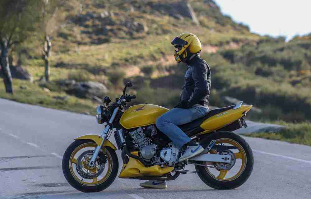 Alasan Motor Manual Tetap Populer