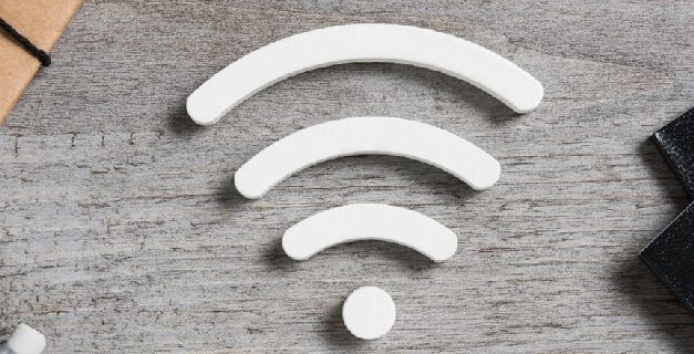 Bye-Bye Lemot! Ini WiFi Adapter Paling Ngebut Buatmu
