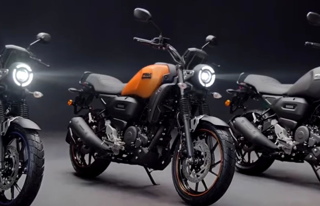 Raja Jalanan! Motor Touring Ini Tangguh Banget
