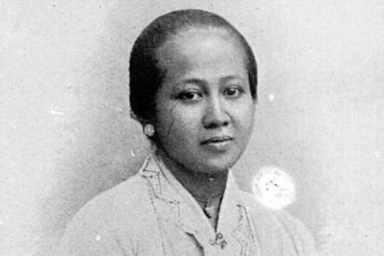 Sosok Wanita, Ujung Tombak Perubahan Sosial