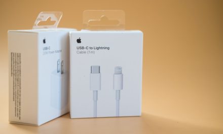 Cara Membedakan Charger iPhone Asli Vs KW