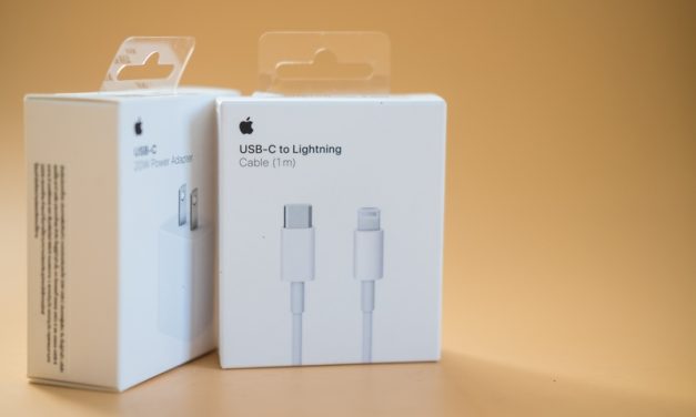 Cara Membedakan Charger iPhone Asli Vs KW