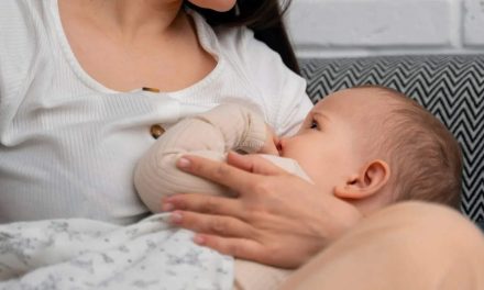 Rahasia Bayi Sehat Dan Cerdas: Cukup Beri ASI Eksklusif!