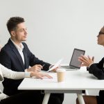 Biar Nggak Zonk, Gini Cara Hadapi Interview Kerja Pertama Kamu