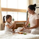 Cara Mudah Stimulasi Anak Agar Cepat Ngomong