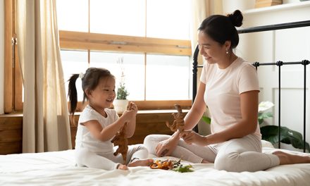 Cara Mudah Stimulasi Anak Agar Cepat Ngomong