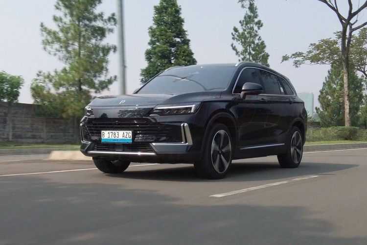 Intip Strategi Adaptif Polytron Di Pasar Mobil SUV
