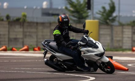Riding Makin Nyaman! Gadget Motor Ini Wajib Punya