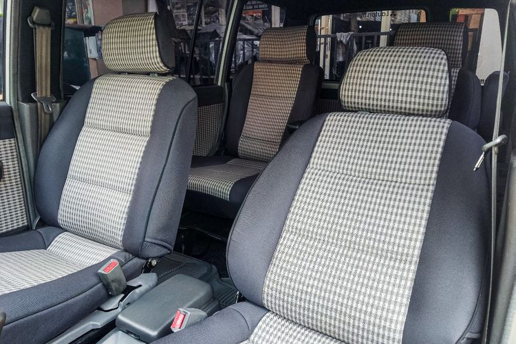 Jok Fabric Kembali Jadi Tren Otomotif 2025